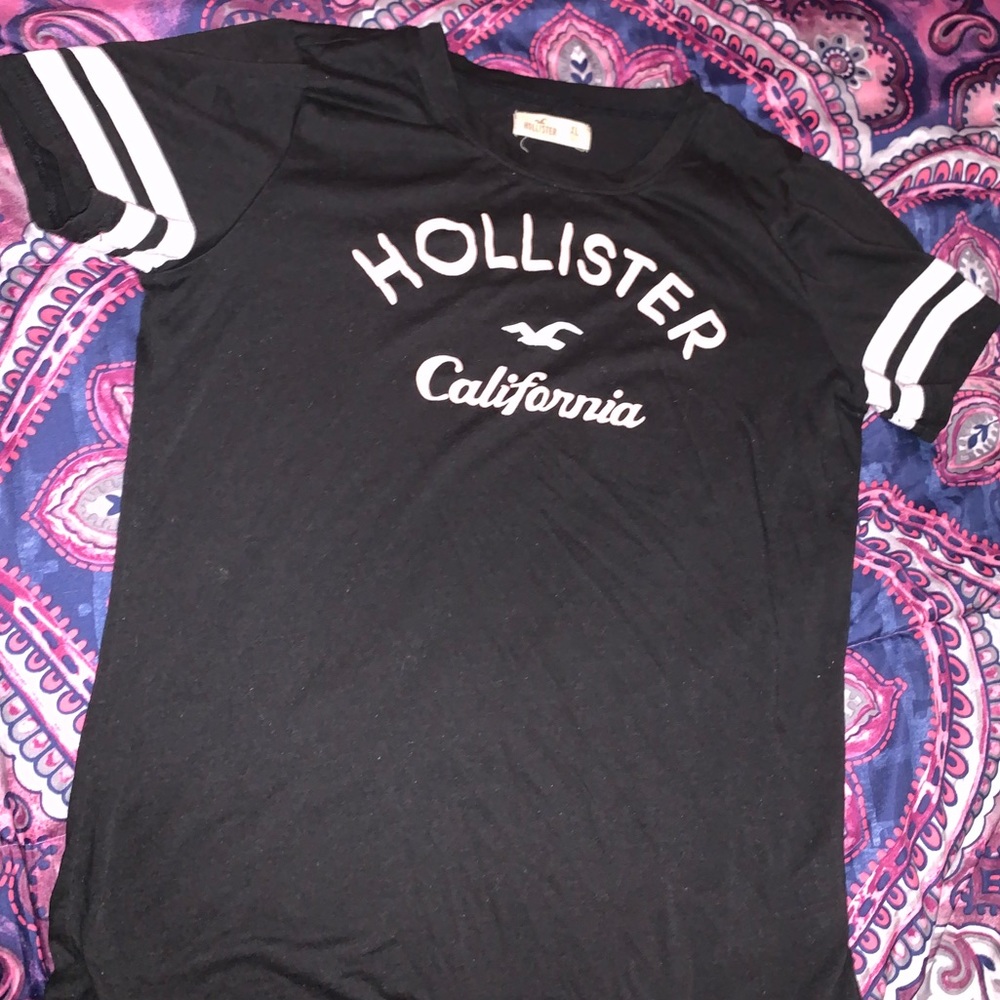 Womens Hollister Graphic Tee